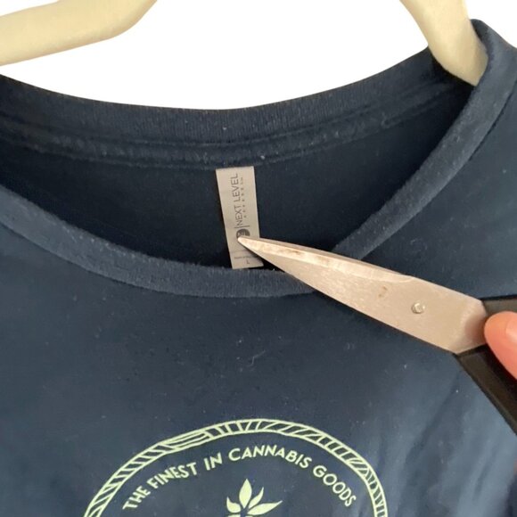 Next Level Apparel Cannabist Graphic Unisex T-Shirt L Blue Oversized Casual - Picture 8 of 9